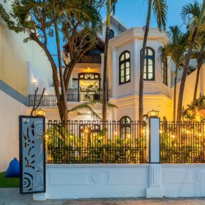 VILLA 7 PHÒNG NGỦ - CÁCH BIỂN MỸ KHÊ 200M